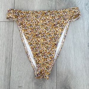 Abercrombie & Fitch yellow floral bikini bottom size S